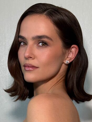 Zoey deutch page leaked private photo uncensored HD quality