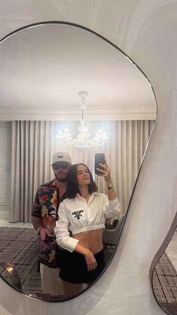 Zoey deutch page leaked private photo uncensored HD quality