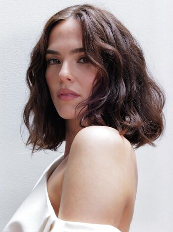 Zoey deutch leaked private photo uncensored HD quality