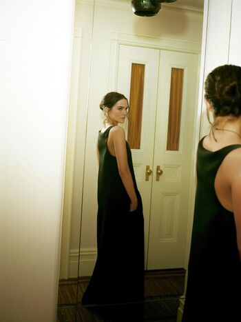 Zoey deutch leaked private photo uncensored HD quality