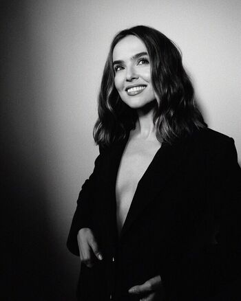 Zoey deutch leaked private photo uncensored HD quality